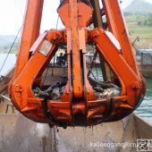 四繩六瓣梅花抓斗起重機 crane of four rope and six petal plum fiower